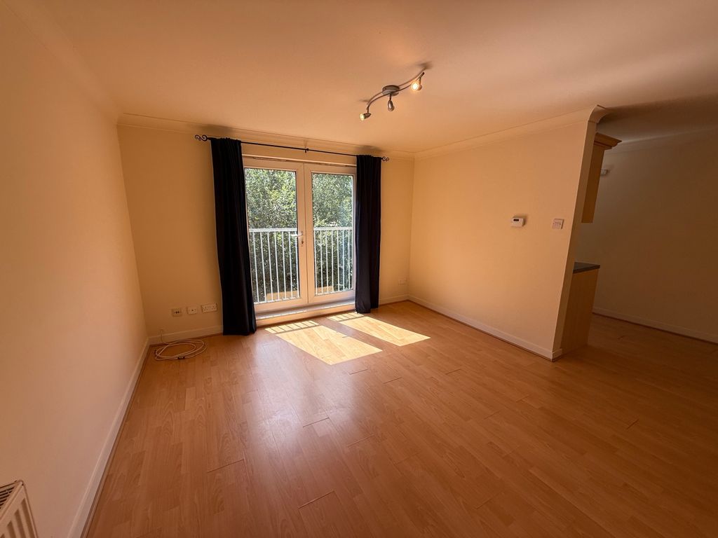 Property photo 2 of 11 Gallery