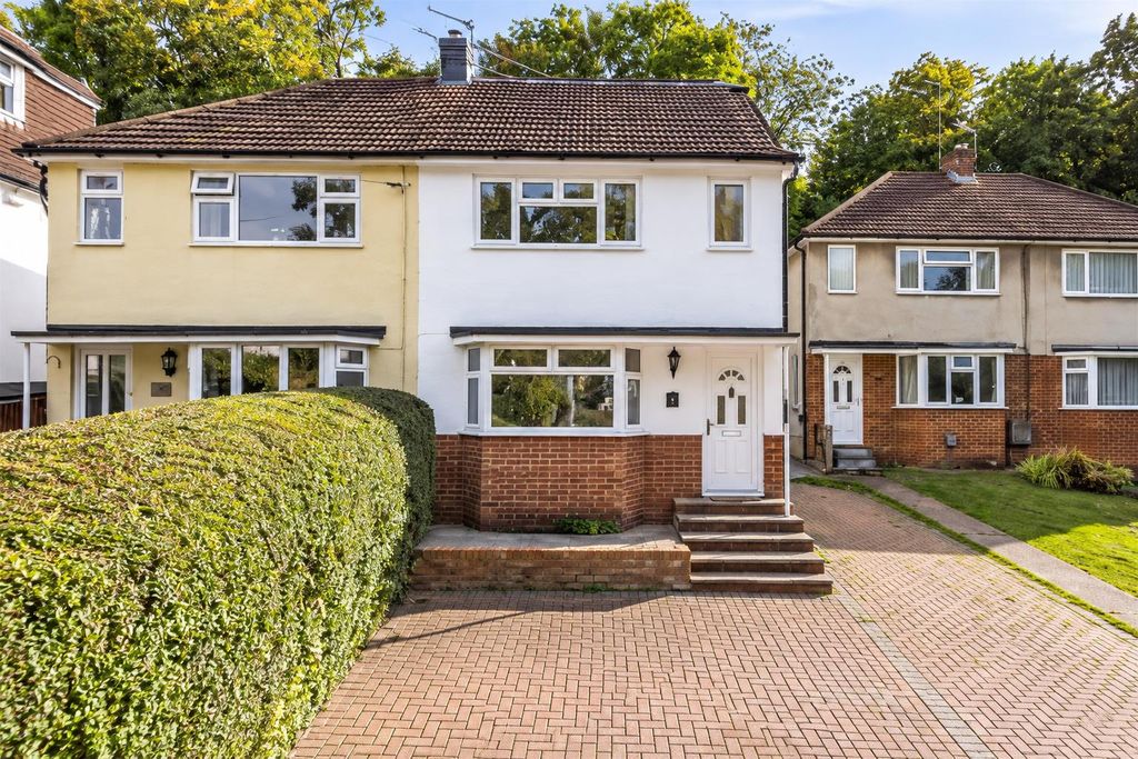 Property photo 1 of 23