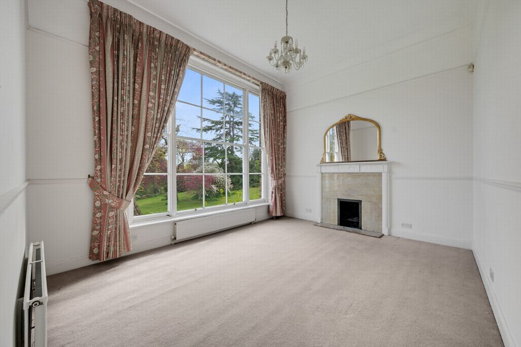 Property photo 2 of 15 Photo 4