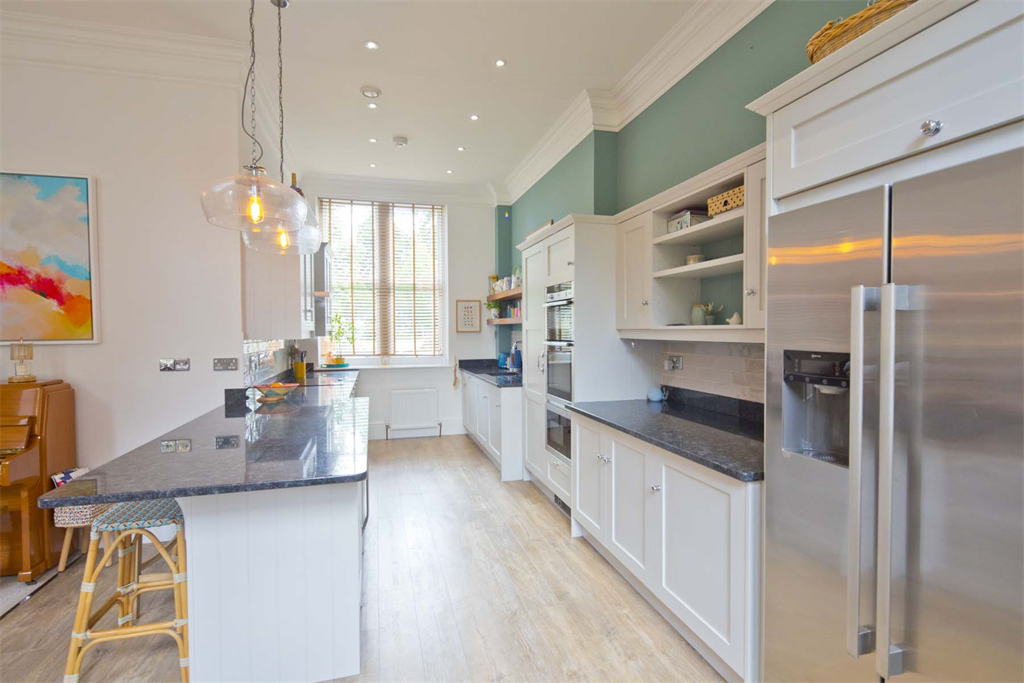 Additional image 7 of 4 bed flat for sale4 Ipsden Court, Cholsey OX10