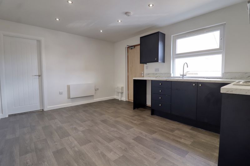 Property photo 2 of 5 Photo 2