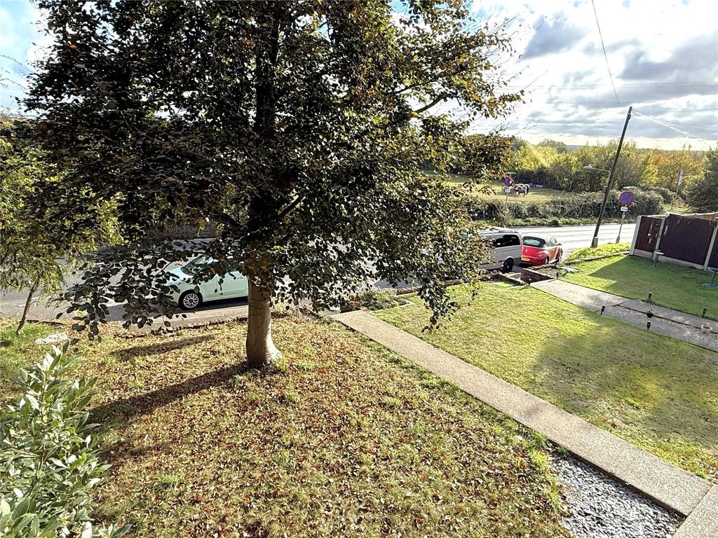 Property photo 3 of 14 Picture No. 14