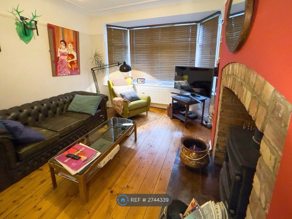 Property photo 3 of 15