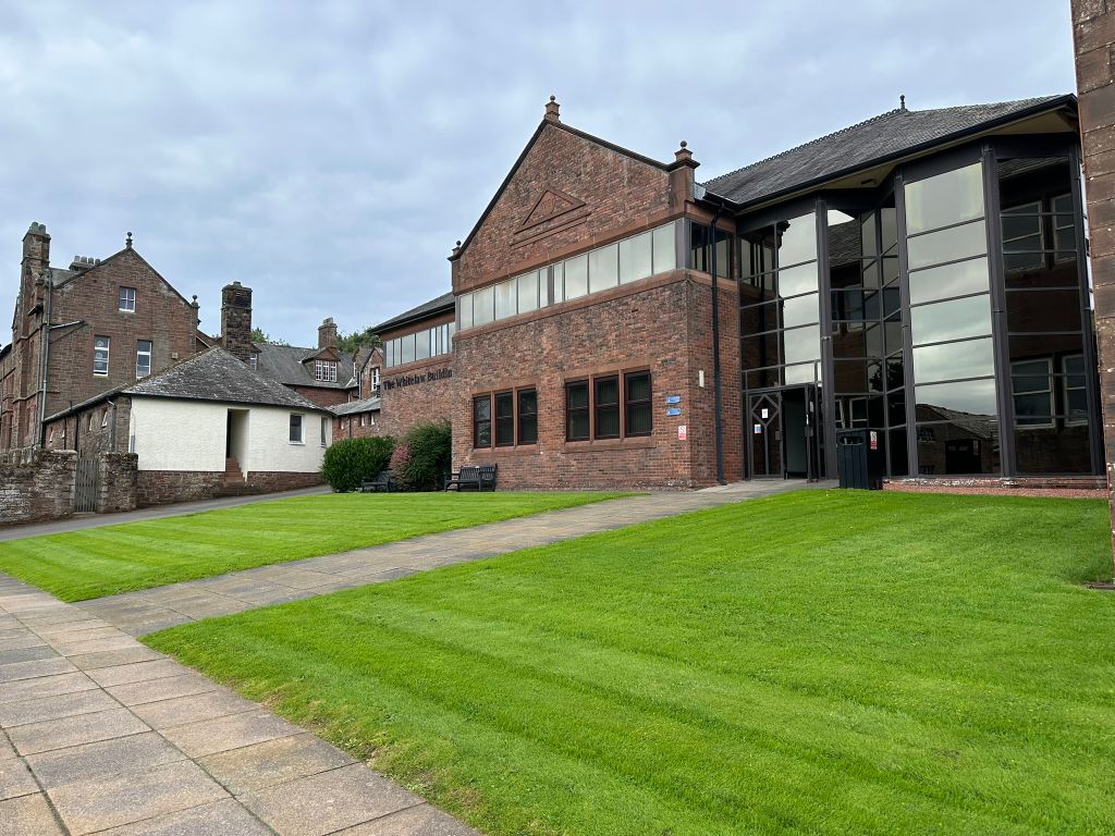 Property photo 3 of 8