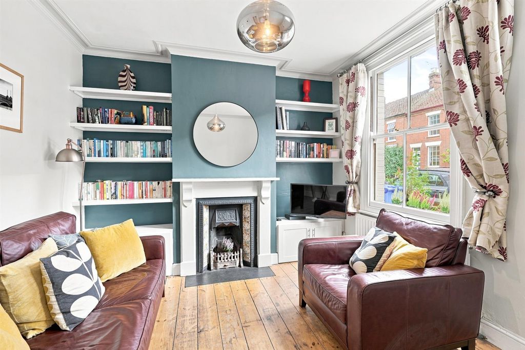 Property photo 2 of 25 9-Hillstreet-009.Jpg