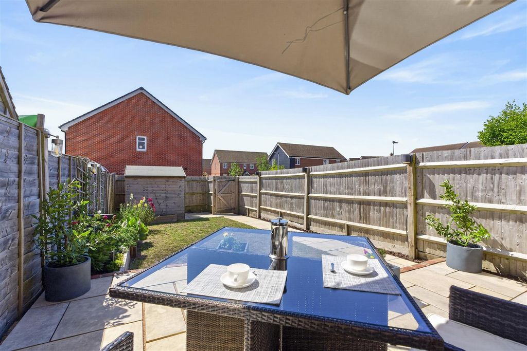 Property photo 3 of 42 For Sale By Aspire Residential | Cherwell Road