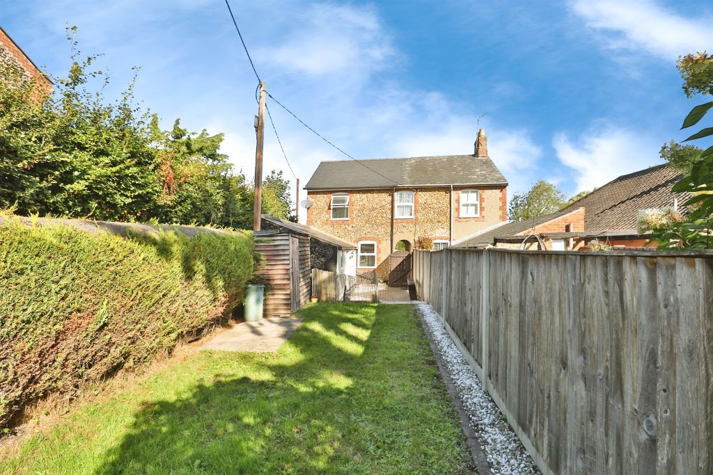 Property photo 3 of 17