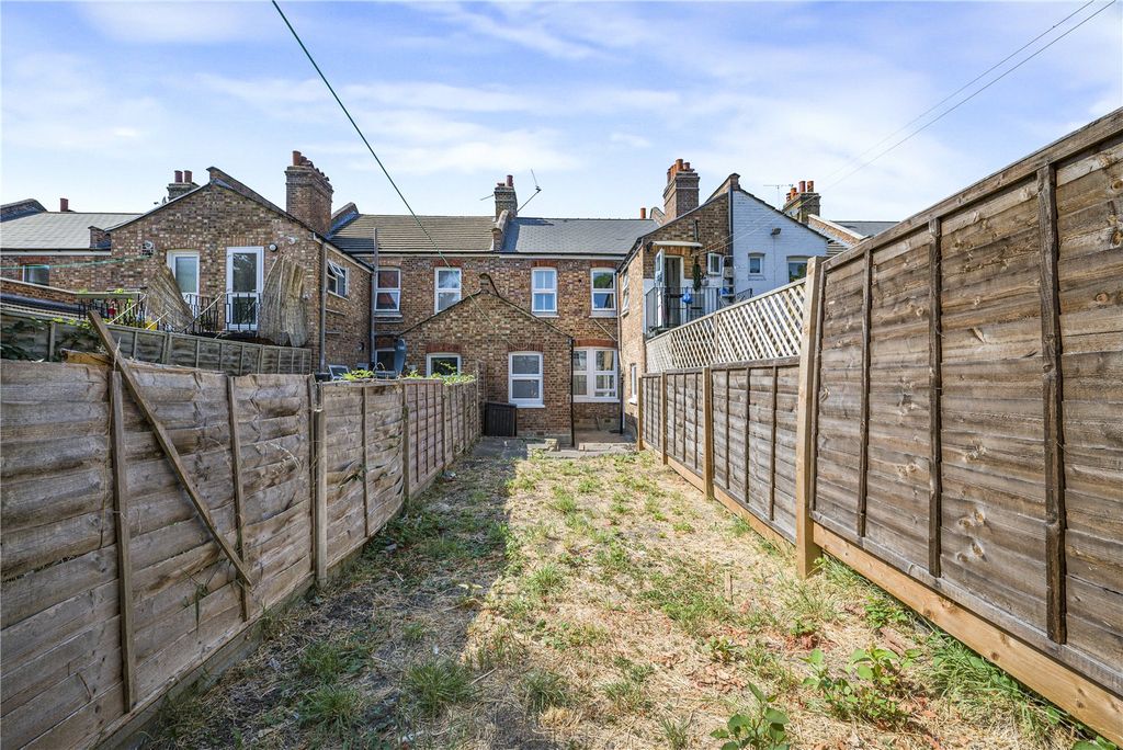 Property photo 2 of 8 Picture No. 04