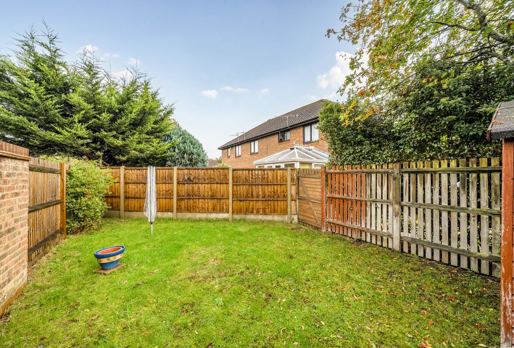 Property photo 2 of 18 1371248-10-68F61A...