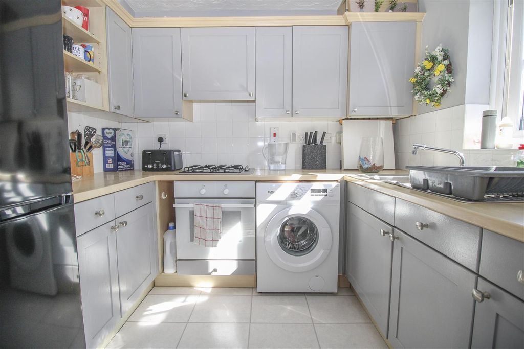 Property photo 3 of 12 Img_9131.Jpg