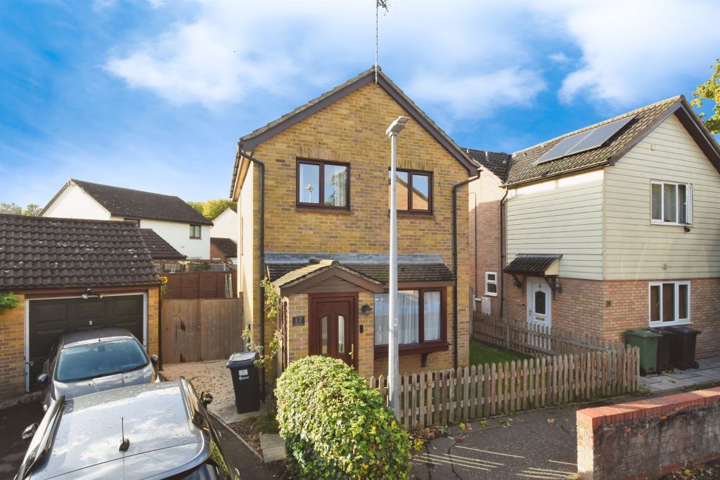 Property photo 1 of 17