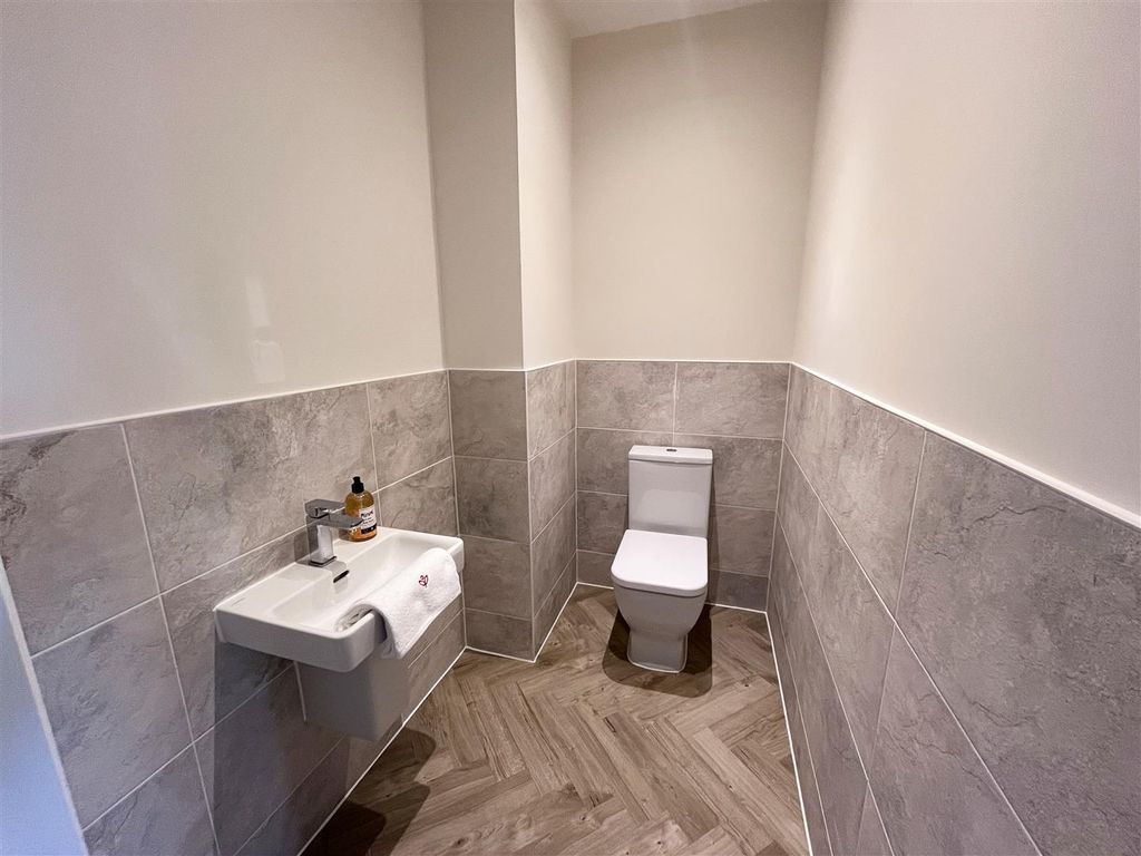 Additional image 9 of 5 bed property to rentCotes Drive, Knutsford WA16