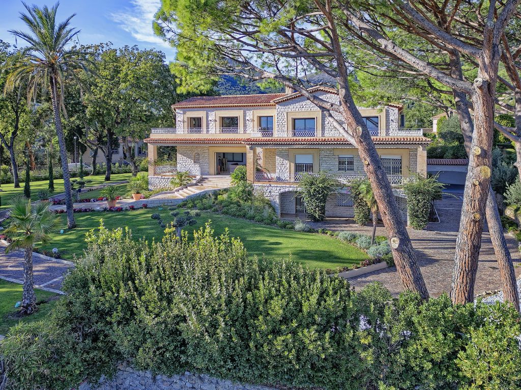 Property photo 1 of 29