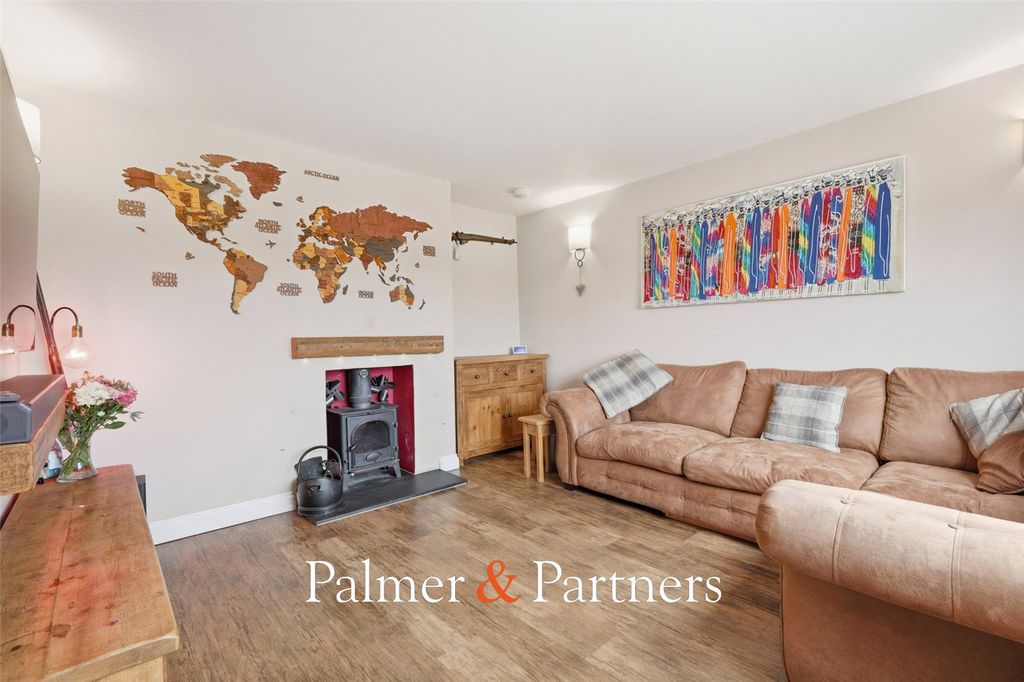 Property photo 3 of 29 Picture No. 26