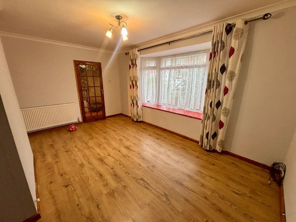 Property photo 3 of 13 Img_6130.Jpg