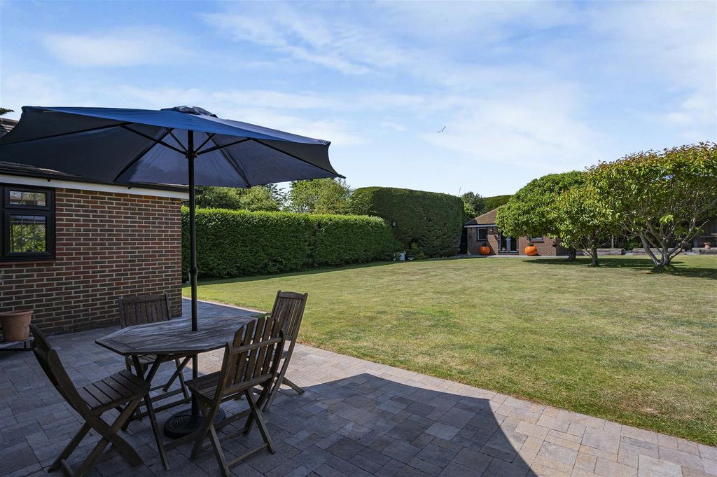 Property photo 2 of 35 Rear Garden