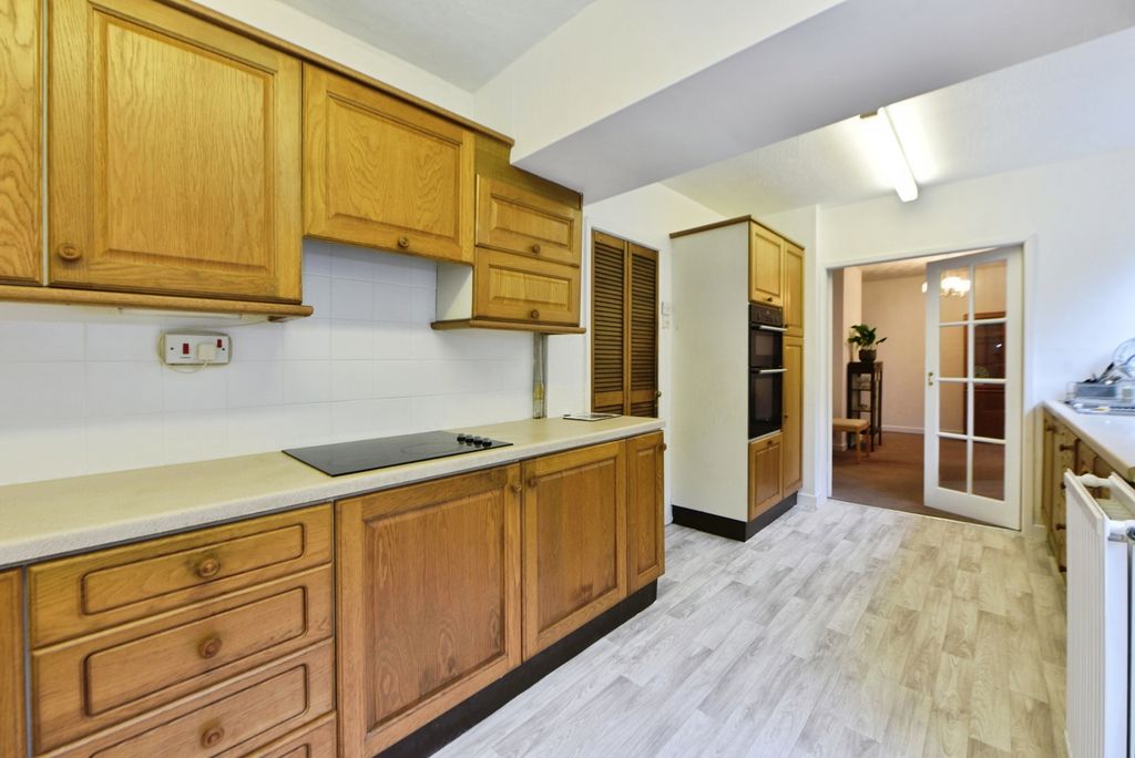 Property photo 2 of 17 Galley Style Kitchen