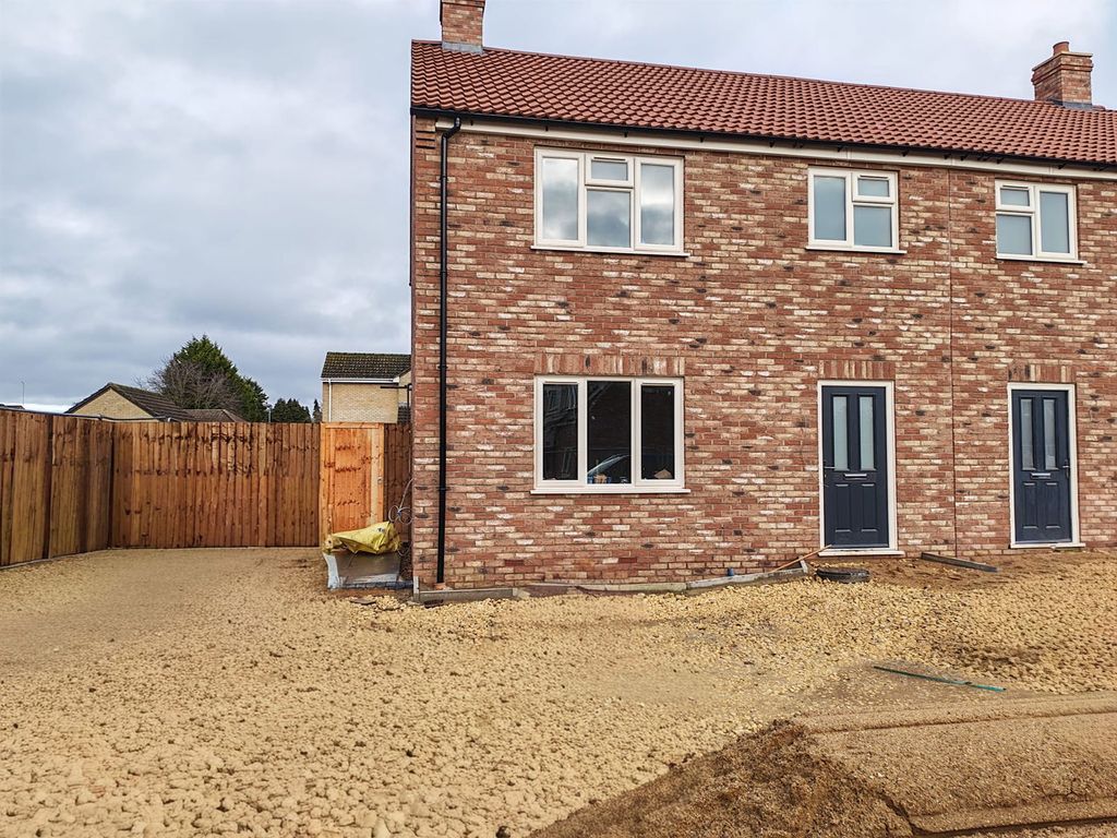 Property photo 1 of 21