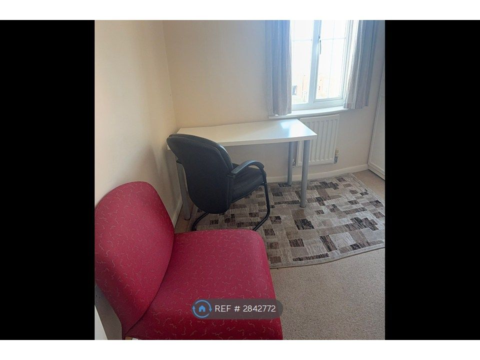 Property photo 2 of 7 Ff1 Double Bedroom4