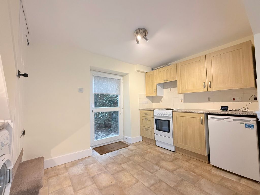 Property photo 3 of 8 Picture No. 04
