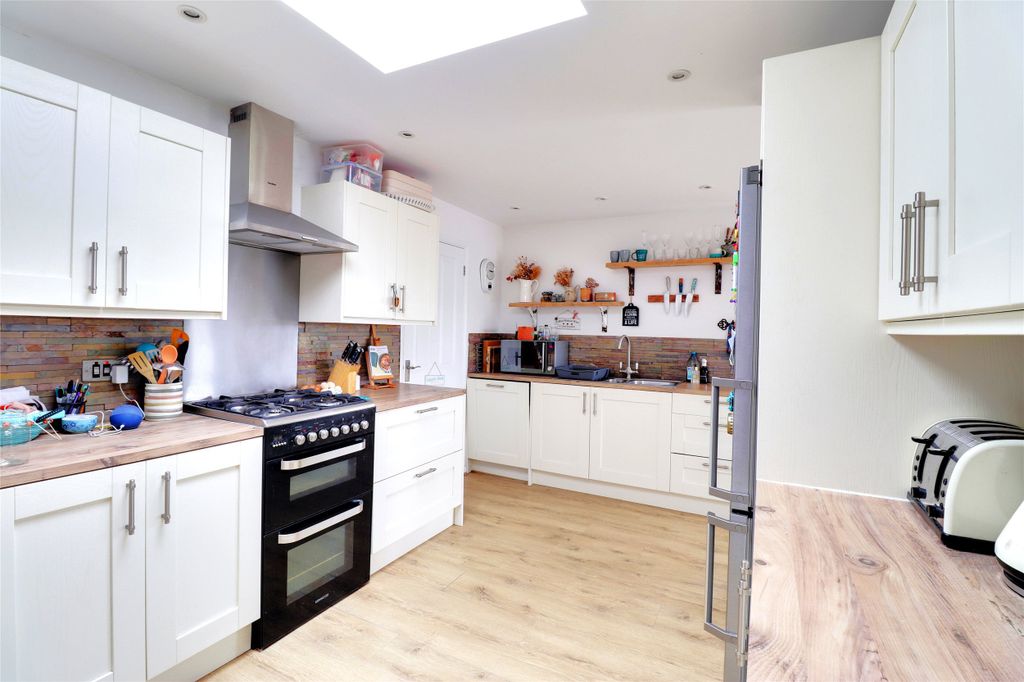 Property photo 3 of 17 Picture No. 05