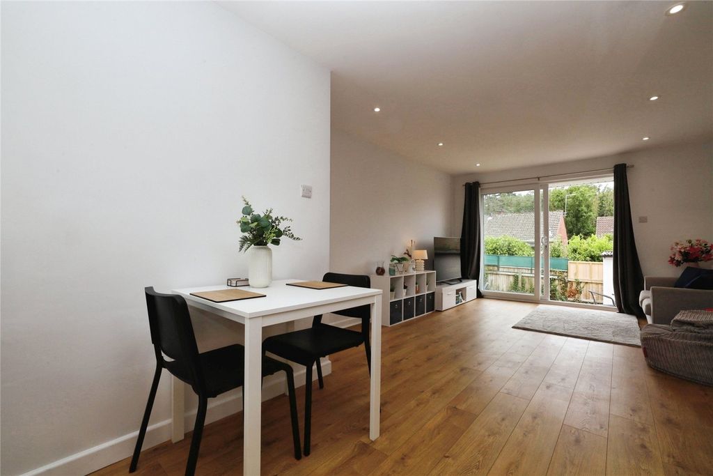 Property photo 3 of 13 Picture No. 05