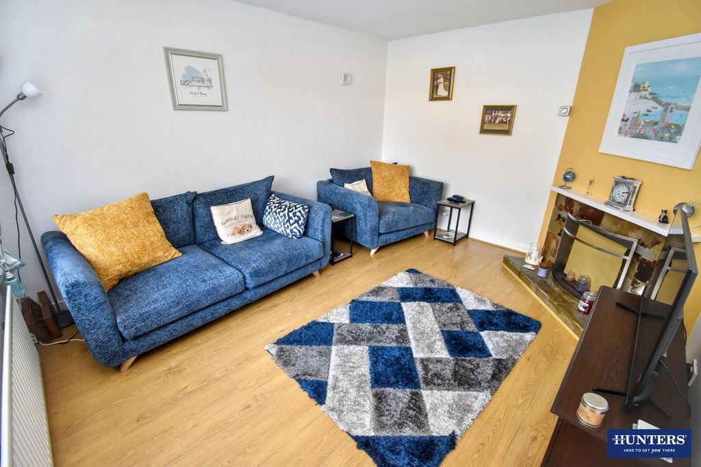 Property photo 2 of 13 Living Room