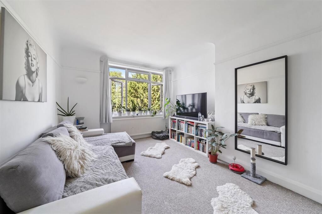 Property photo 2 of 7