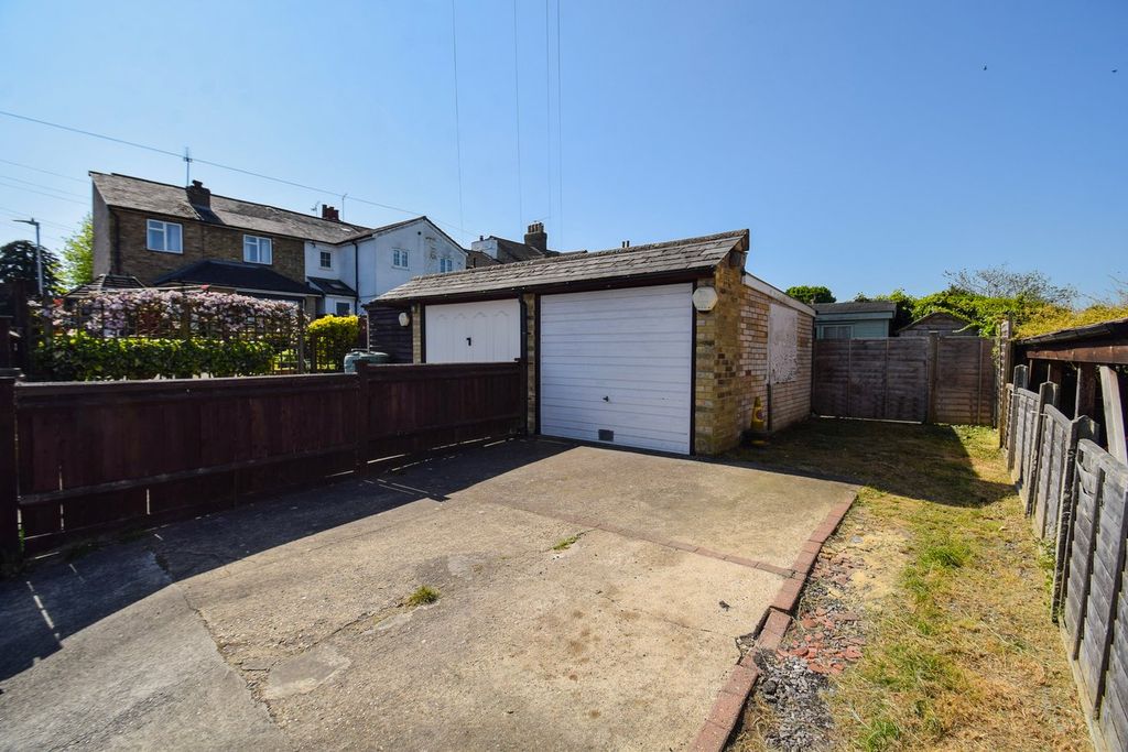 Property photo 3 of 4