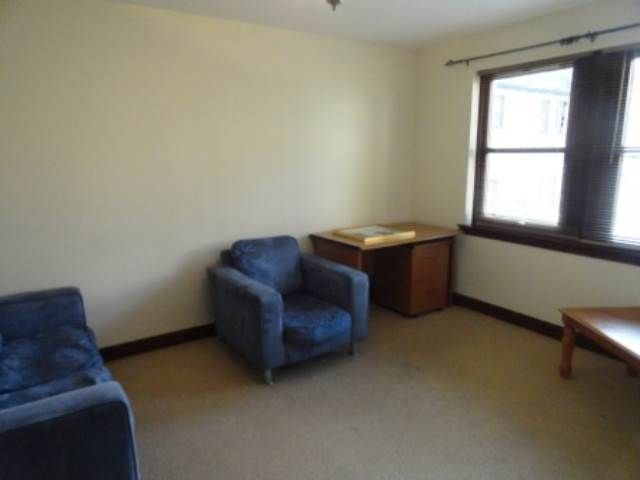 Property photo 2 of 5 Lounge