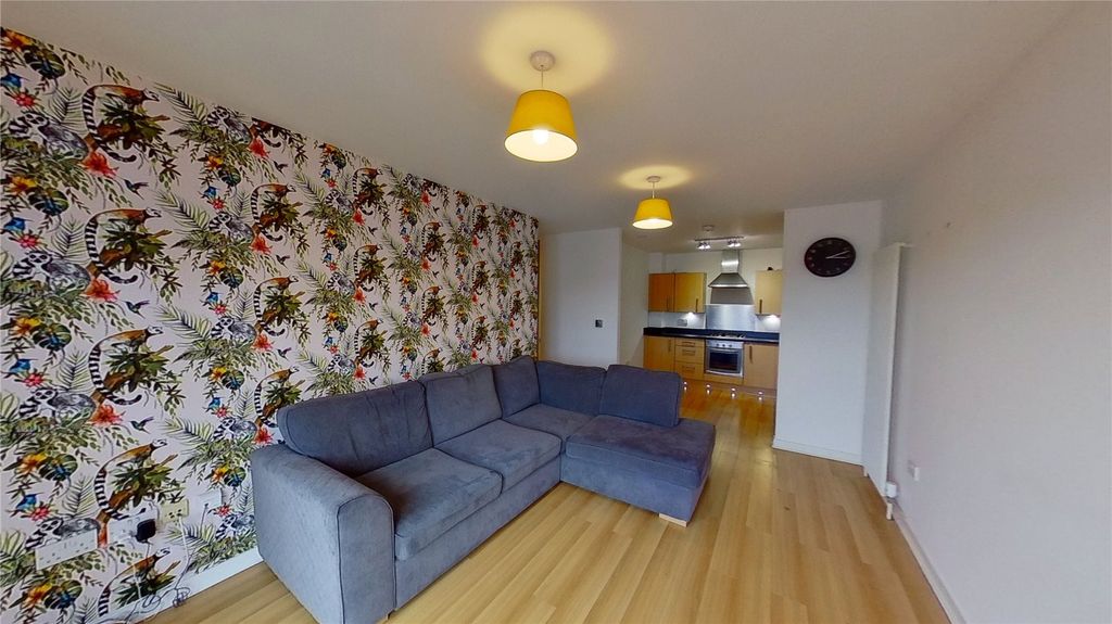 Property photo 2 of 11 Photo 2