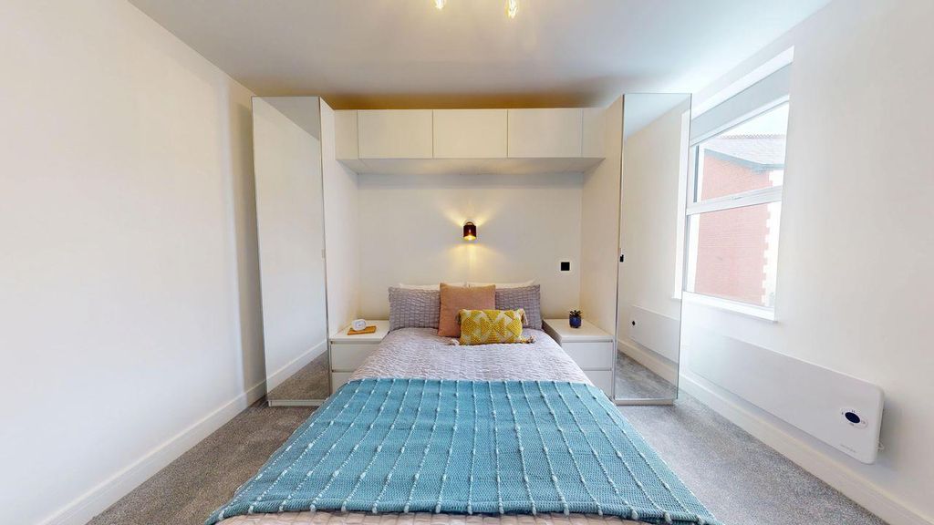 Property photo 3 of 12 A5l3G2O260Oqelgblawjeg.Jpg