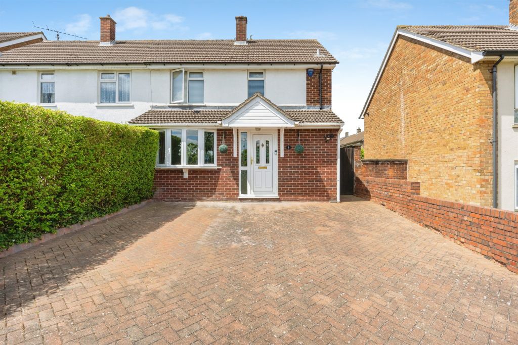 Property photo 1 of 18