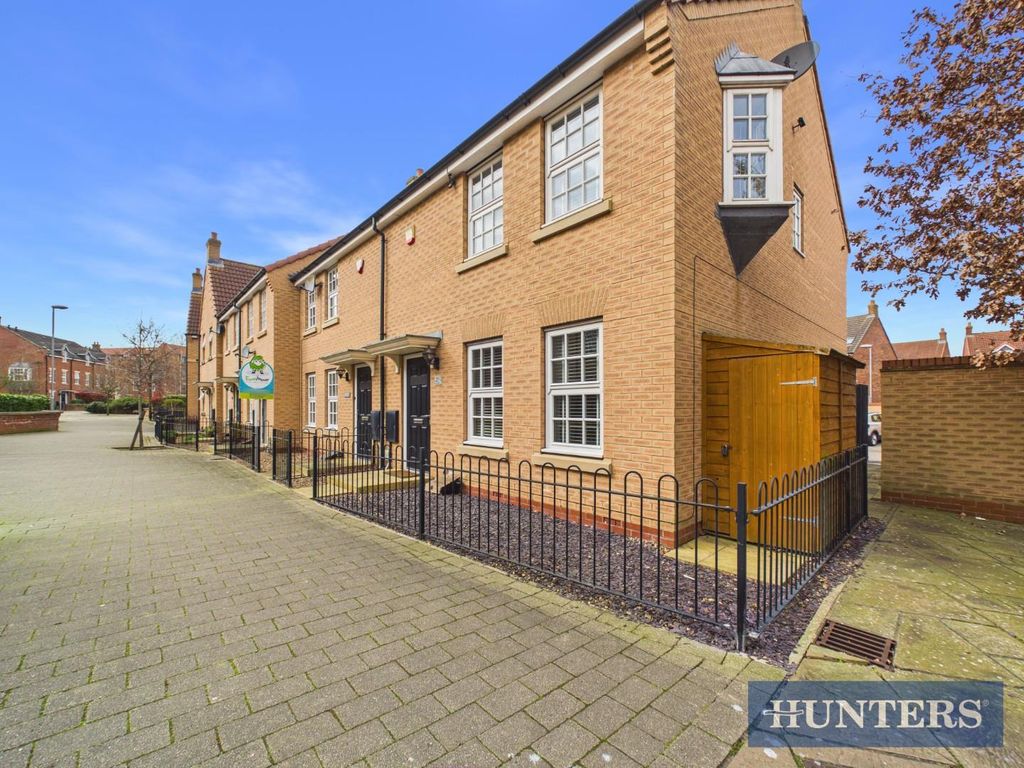 Property photo 2 of 17 Front Alt