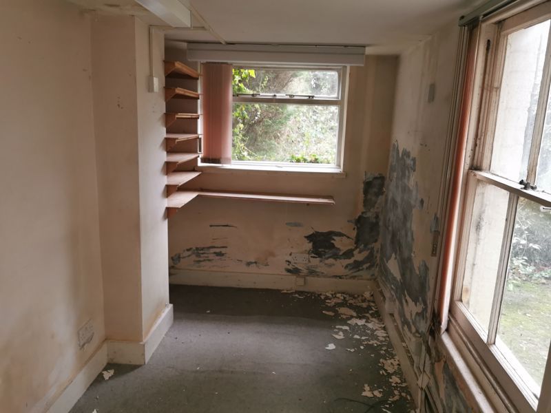 Property photo 2 of 17 Photo 1