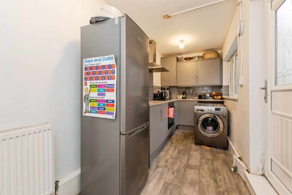 Property photo 3 of 15