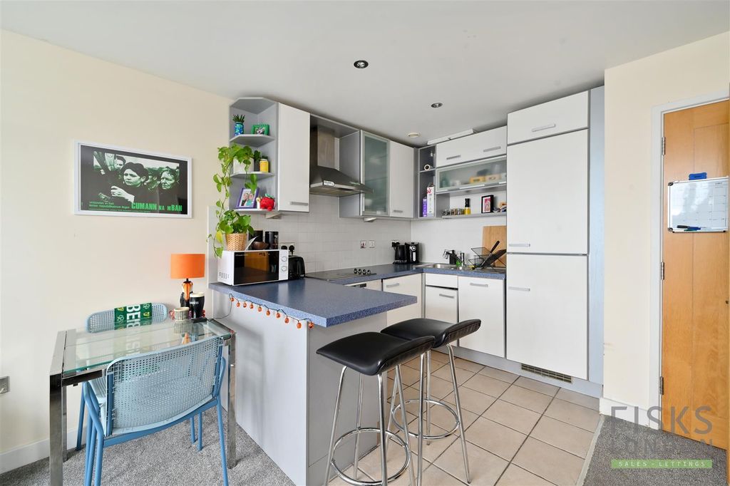 Property photo 3 of 10 3.Jpg