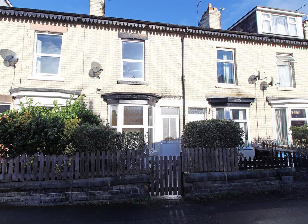 Property photo 1 of 9