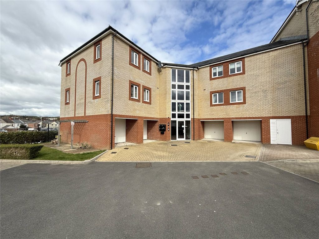 Property photo 1 of 12 Picture No. 13