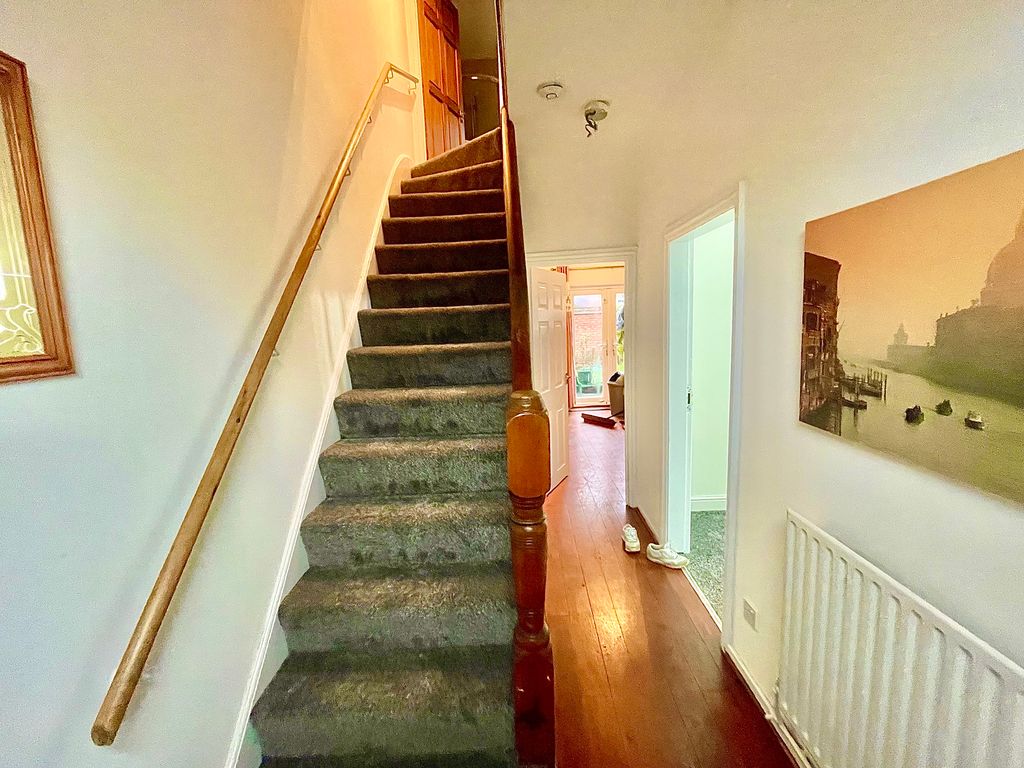 Property photo 2 of 14 Property