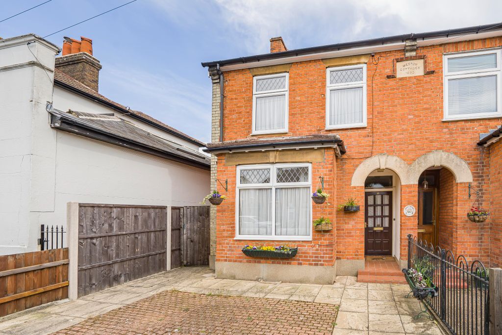Property photo 1 of 14