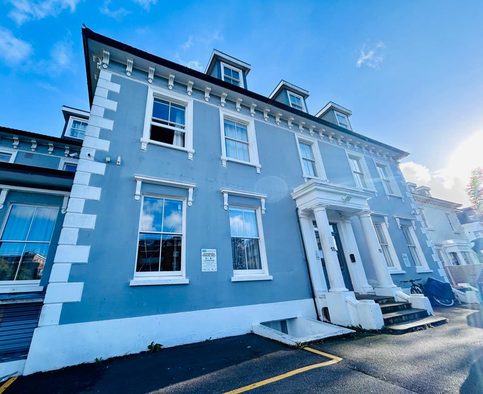 Property photo 1 of 10 Image