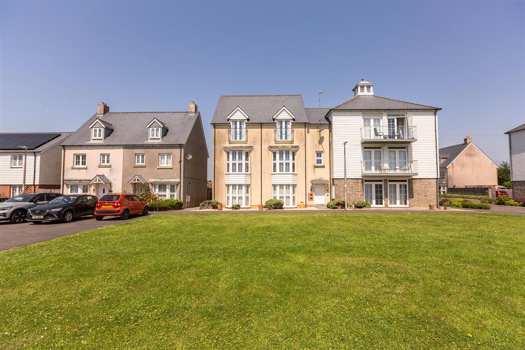 Additional image 35 of 2 bed flat for saleY Corsydd, Llanelli SA15