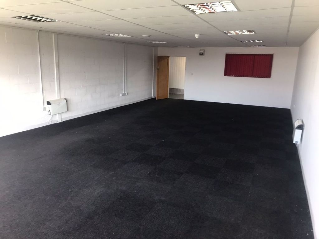 Property photo 1 of 2