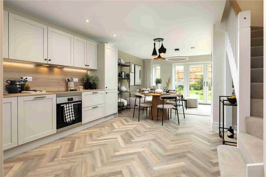 Property photo 2 of 13 Kitchen