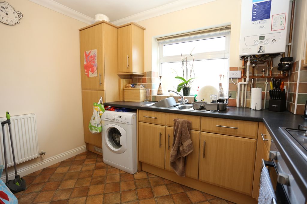 Property photo 3 of 6