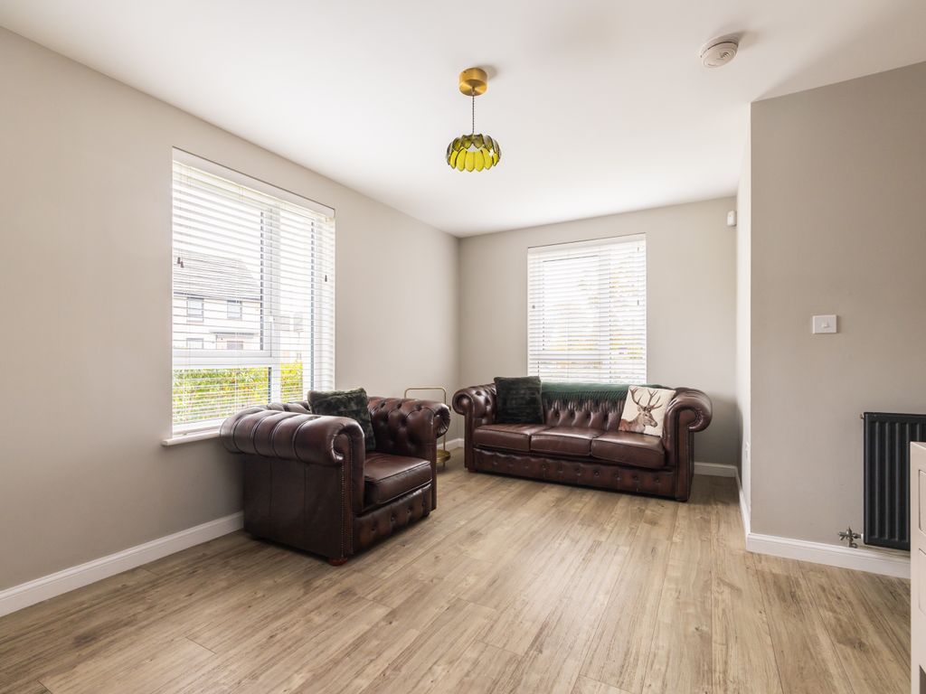 Property photo 3 of 16 Property Image 3