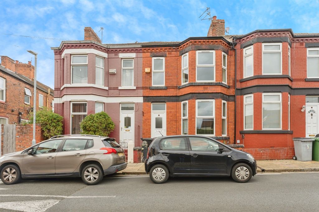 Property photo 1 of 17