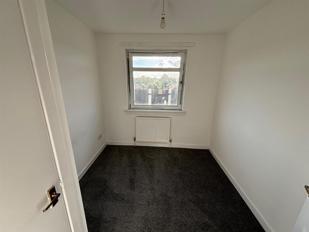 Property photo 3 of 6 12 Stobo Street 2.Jpg