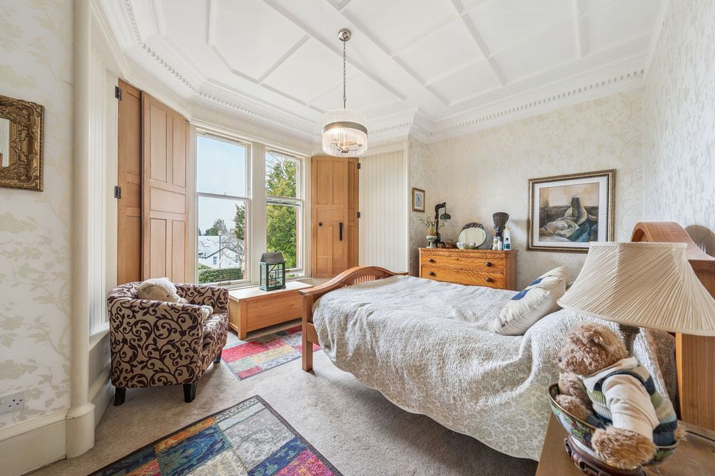 Property photo 3 of 29 Bedroom